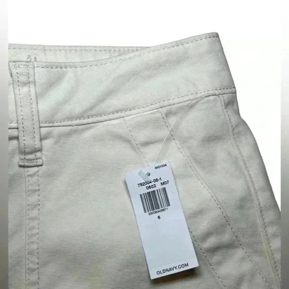 Old Navy Sky High Straight Carpenter Pant Creme Size 6 NWT - Picture 5 of 7